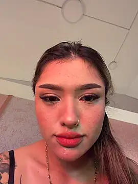 Snapshot of Arianavillada chatting on February 2026 03:14:02 AM Arianavillada online show from February 2026 03:14:02 AM