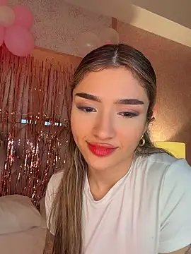Snapshot of Arianavillada chatting on May 2026 04:30:01 AM Arianavillada online show from May 2026 04:30:01 AM