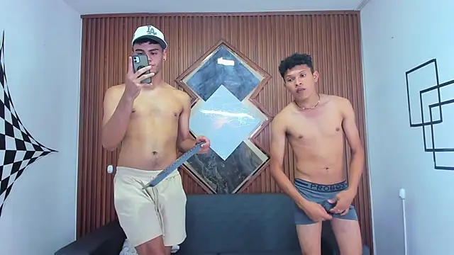 liam genner  online show from December 2024 10:45:01 PM