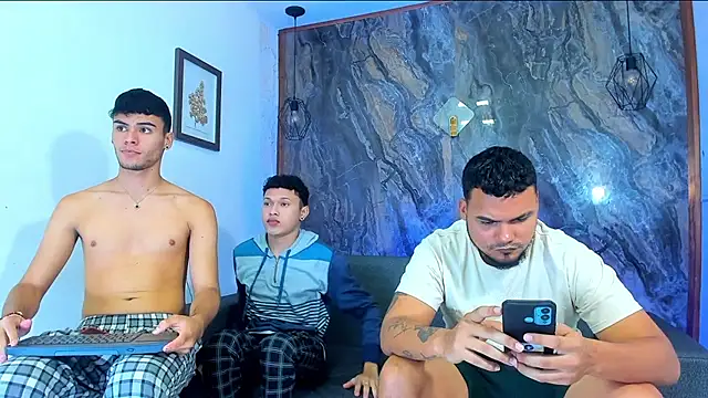 liam genner  online show from January 2025 07:57:01 PM