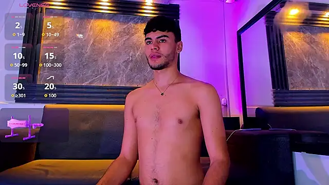 liam genner  online show from October 2025 08:18:01 PM