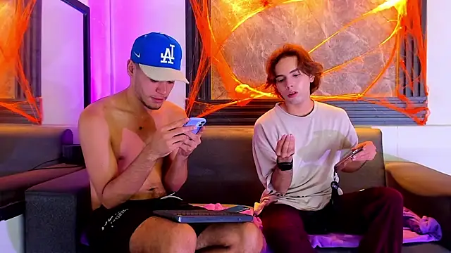 liam genner  online show from October 2025 08:18:01 PM