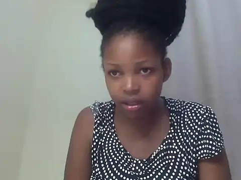 queen-sasha online show from November 2025 04:47:01 PM