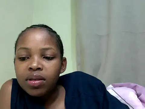 queen-sasha online show from May 2026 12:41:01 AM