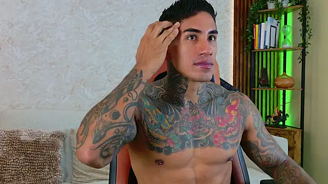 Snapshot of AdanReilly chatting on November 2025 12:15:02 PM AdanReilly online show from November 2025 12:15:02 PM