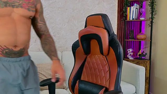 Snapshot of AdanReilly chatting on December 2025 07:56:02 PM AdanReilly online show from December 2025 07:56:02 PM