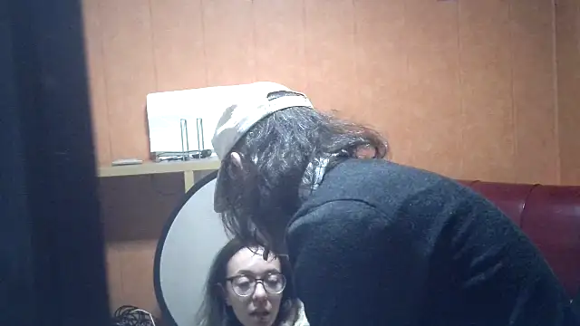 Snapshot of Lia_Y_PatrickX chatting on November 2025 10:58:02 AM Lia Y PatrickX online show from November 2025 10:58:02 AM