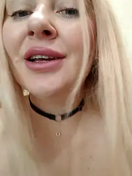 LadyLolyPop  online show from November 2025 06:01:01 AM