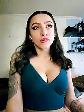 Paudelatorre online show from April 2026 10:23:01 PM