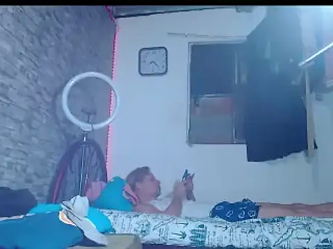 Snapshot of bulguehot chatting on February 2025 01:24:02 AM bulguehot online show from February 2025 01:24:02 AM