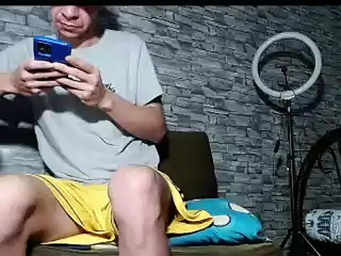 Snapshot of bulguehot chatting on March 2025 10:05:02 AM bulguehot online show from March 2025 10:05:02 AM