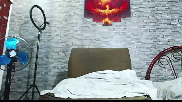 Snapshot of bulguehot chatting on October 2025 10:40:02 PM bulguehot online show from October 2025 10:40:02 PM