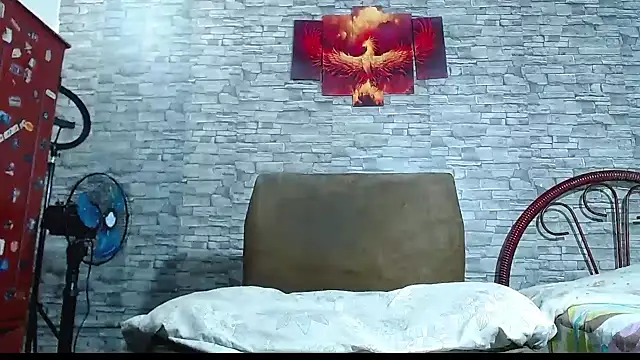 Snapshot of bulguehot chatting on October 2025 03:46:02 PM bulguehot online show from October 2025 03:46:02 PM