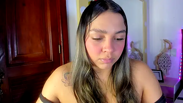 Abril Gomez06 online show from December 2025 10:03:01 PM