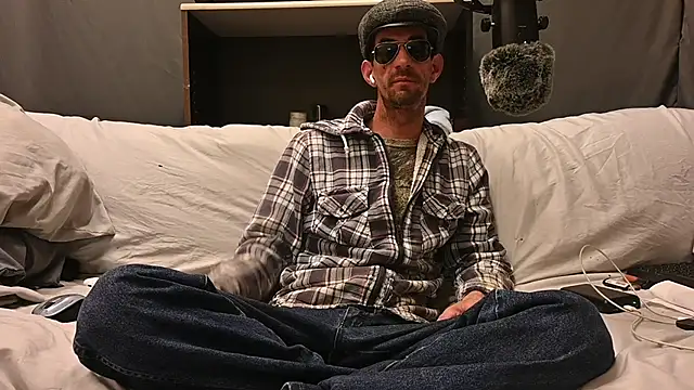 joeiandola online show from October 2025 05:25:02 PM