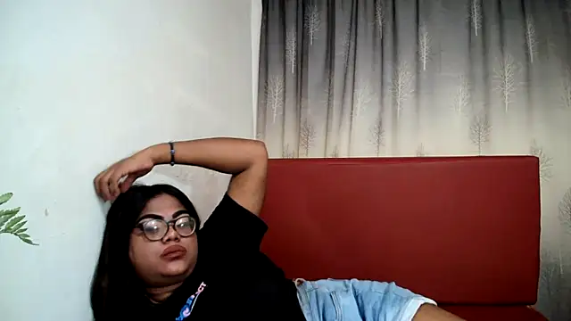 Snapshot of Indian_Lola00 chatting on February 2025 12:59:01 AM Indian Lola00 online show from February 2025 12:59:01 AM