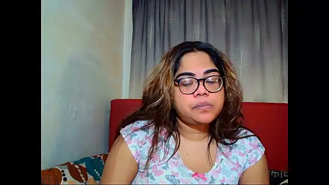 Snapshot of Indian_Lola00 chatting on July 2026 07:10:01 AM Indian Lola00 online show from July 2026 07:10:01 AM