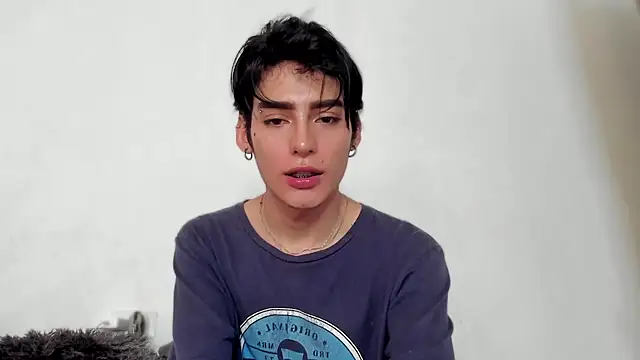 Snapshot of sebas_rose chatting on December 2024 07:37:02 PM sebas rose online show from December 2024 07:37:02 PM