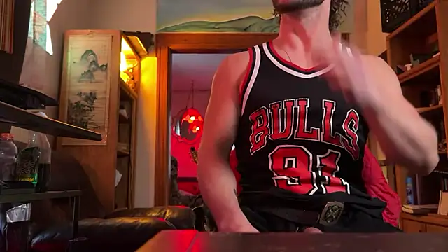 Snapshot of CowboyZuhly chatting on March 2026 11:54:02 PM CowboyZuhly online show from March 2026 11:54:02 PM