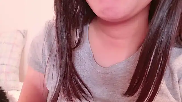 Snapshot of _Sakiii_ chatting on September 2025 04:23:01 PM Sakiii online show from September 2025 04:23:01 PM