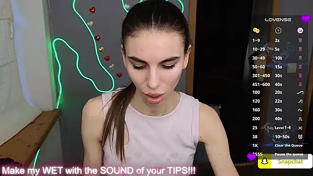 EmmyGreans online show from February 2025 09:46:01 AM