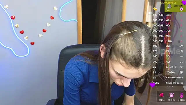 EmmyGreans online show from March 2025 09:34:02 AM