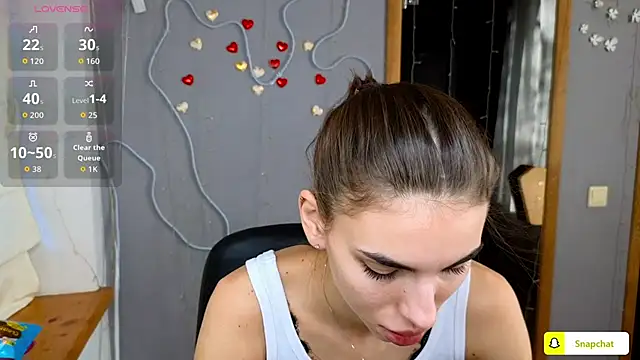 EmmyGreans online show from October 2025 05:38:01 AM