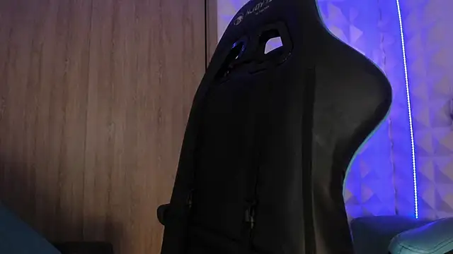 Snapshot of Jendralevis chatting on February 2026 09:33:02 PM Jendralevis online show from February 2026 09:33:02 PM