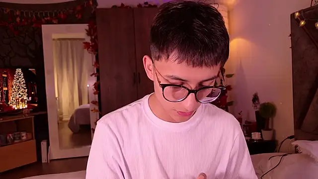Mr evan1 online show from December 2024 11:58:01 AM
