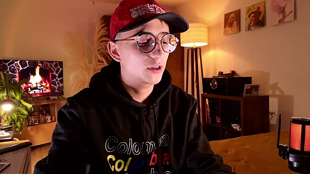 Snapshot of Mr_evan1 chatting on October 2025 04:13:02 PM Mr evan1 online show from October 2025 04:13:02 PM