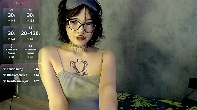 LizzieLight online show from December 2024 05:38:02 AM