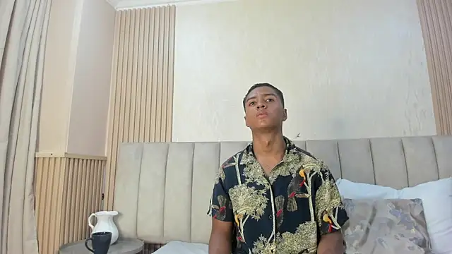 MagnusKing  online show from May 2026 11:04:02 AM