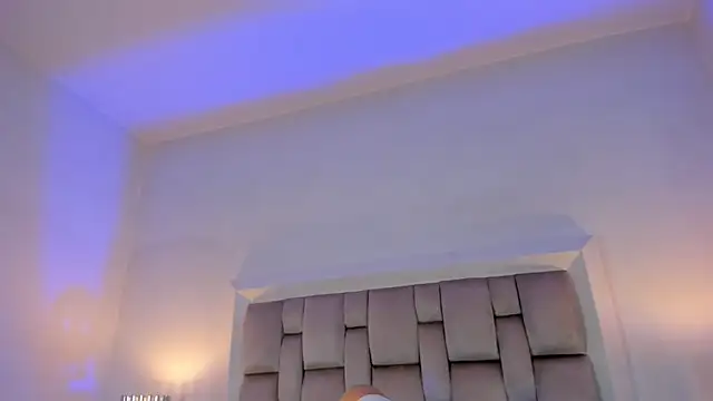 Snapshot of Mara_Betancurt chatting on December 2024 06:21:01 AM Mara Betancurt online show from December 2024 06:21:01 AM