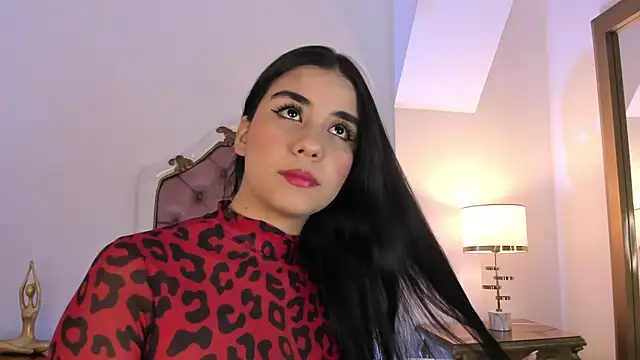 Snapshot of Mara_Betancurt chatting on September 2025 03:44:01 AM Mara Betancurt online show from September 2025 03:44:01 AM