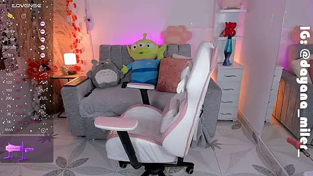  dayana miler online show from January 2025 02:27:02 AM