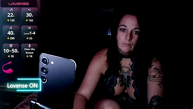 Siri30xtasty online show from November 2025 03:38:01 AM