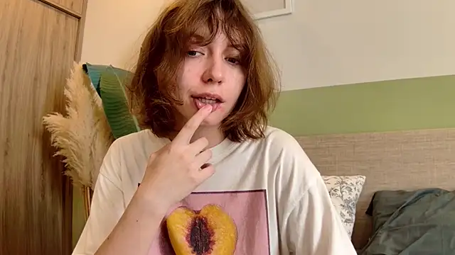 Snapshot of sun_place chatting on January 2025 09:28:02 AM sun place online show from January 2025 09:28:02 AM