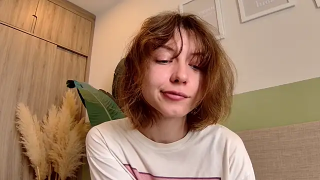 Snapshot of sun_place chatting on January 2025 04:21:01 AM sun place online show from January 2025 04:21:01 AM