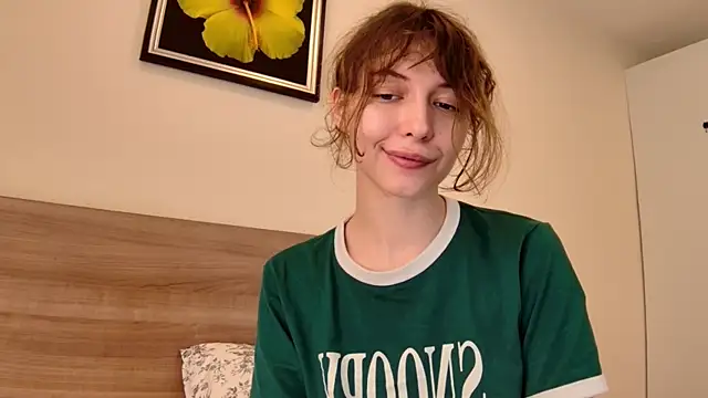 Snapshot of sun_place chatting on March 2025 05:20:02 AM sun place online show from March 2025 05:20:02 AM