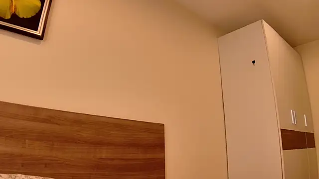 Snapshot of sun_place chatting on March 2025 01:04:01 AM sun place online show from March 2025 01:04:01 AM