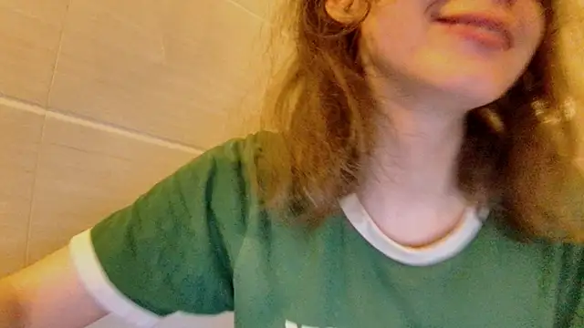 Snapshot of sun_place chatting on October 2025 01:09:02 PM sun place online show from October 2025 01:09:02 PM