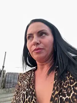 KimKelly13 online show from September 2025 04:07:01 PM