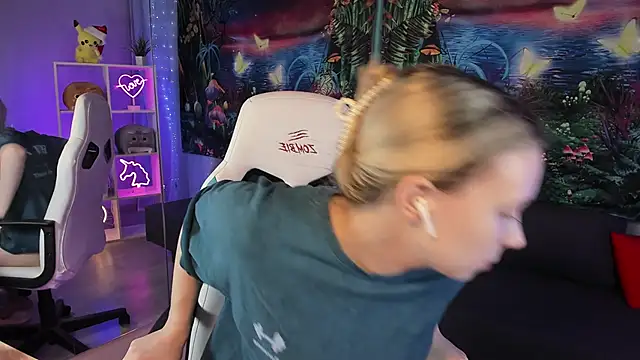 TiffanyBatson online show from January 2025 07:37:02 AM