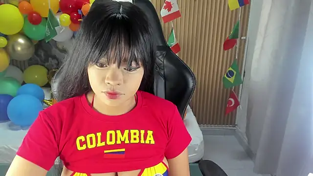 Lili 16 online show from June 2026 11:13:01 AM