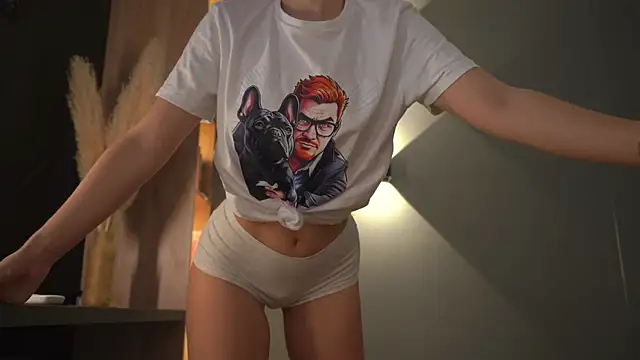 Snapshot of -Snowwwy- chatting on March 2025 02:12:01 PM -Snowwwy- online show from March 2025 02:12:01 PM