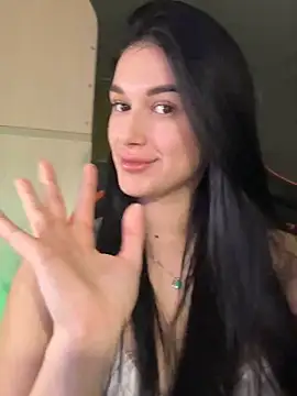 Snapshot of Julietta_a chatting on January 2025 07:11:02 AM Julietta a online show from January 2025 07:11:02 AM