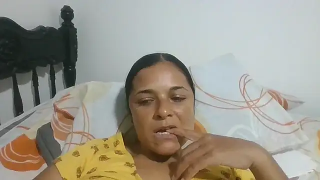 GiveLove1 online show from October 2025 04:30:02 PM