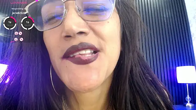 Snapshot of dayana_mendoza69 chatting on February 2025 07:43:02 PM dayana mendoza69 online show from February 2025 07:43:02 PM