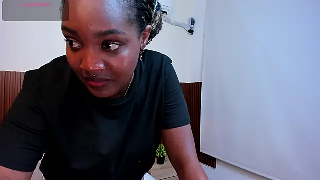 chanel brunette online show from February 2025 05:51:02 PM