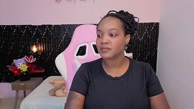 chanel brunette online show from March 2026 07:19:01 PM